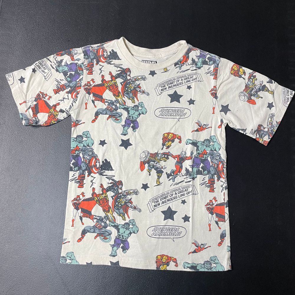 Marvel The Avengers Graphic Comic All Over Print T‎ Shirt Kids Size XS (8)